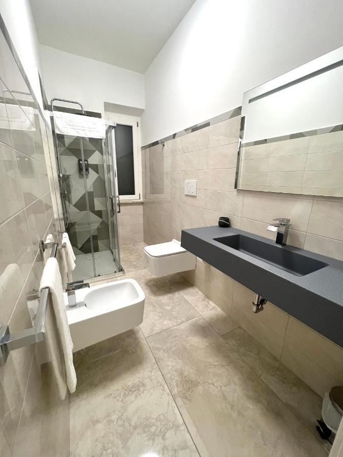 Camera Matrimoniale con Bagno Privato