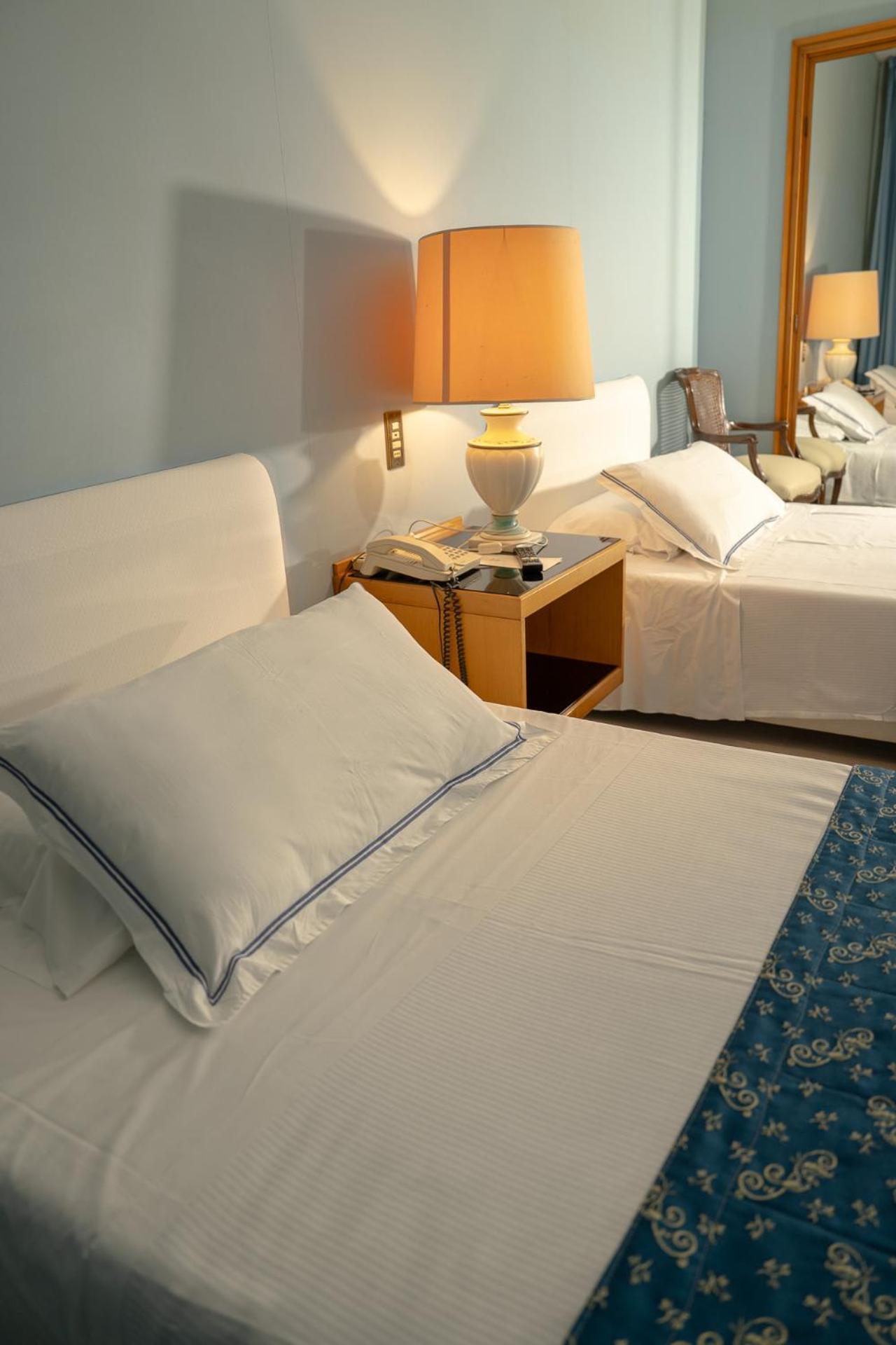 Double or Twin Room Balcony Sea View